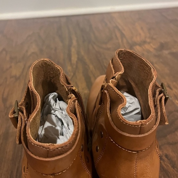 NEW! Anthropologie boots - Picture 3 of 8